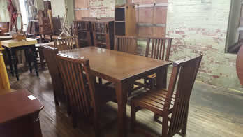 New Mission Oak Table and 6 Chairs